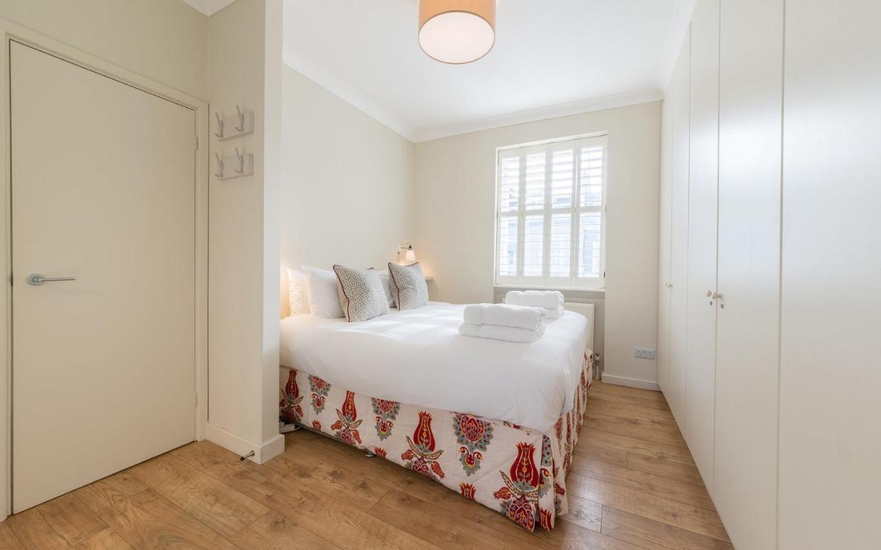 Apartment Ladbroke Crescent *