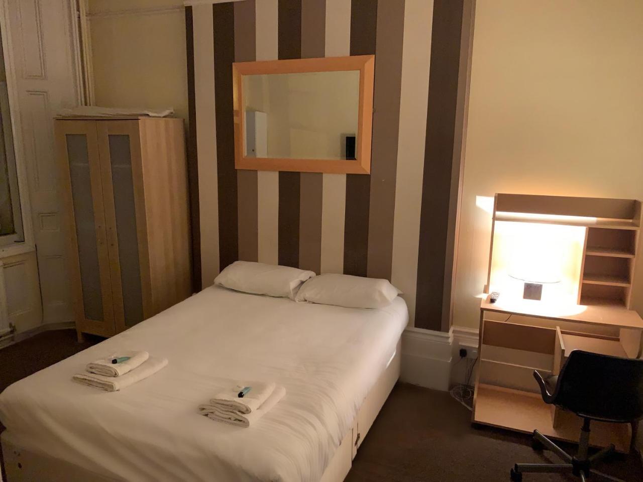 Bed & Breakfast Camden Castle London