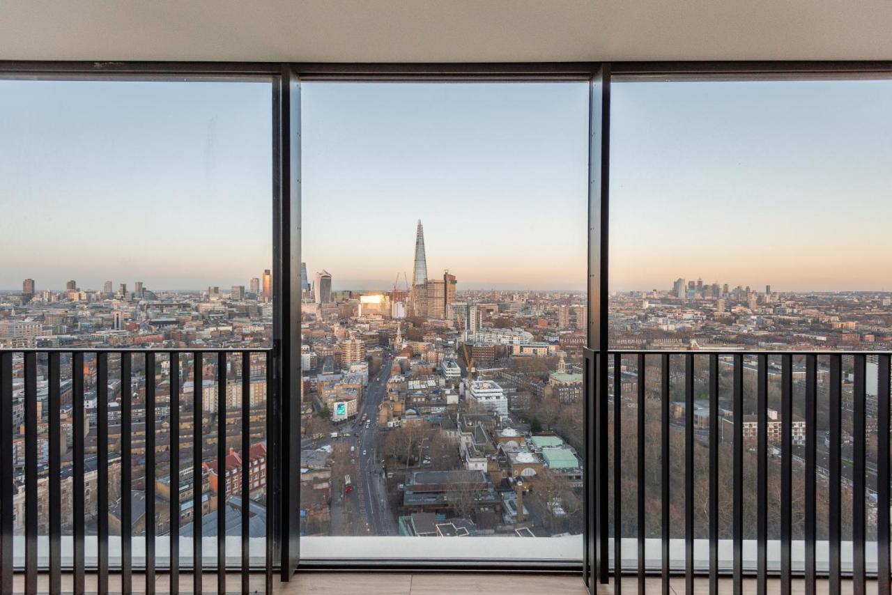 Skyline View Cb Platinum Penthouses Next To Eye London