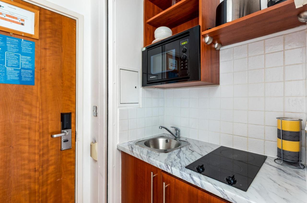 Aparthotel Roland House London