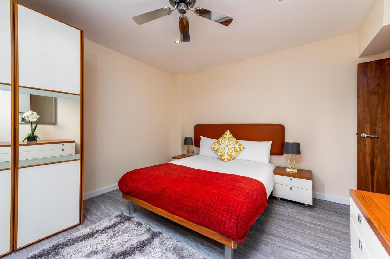 Aparthotel Roland House 3*