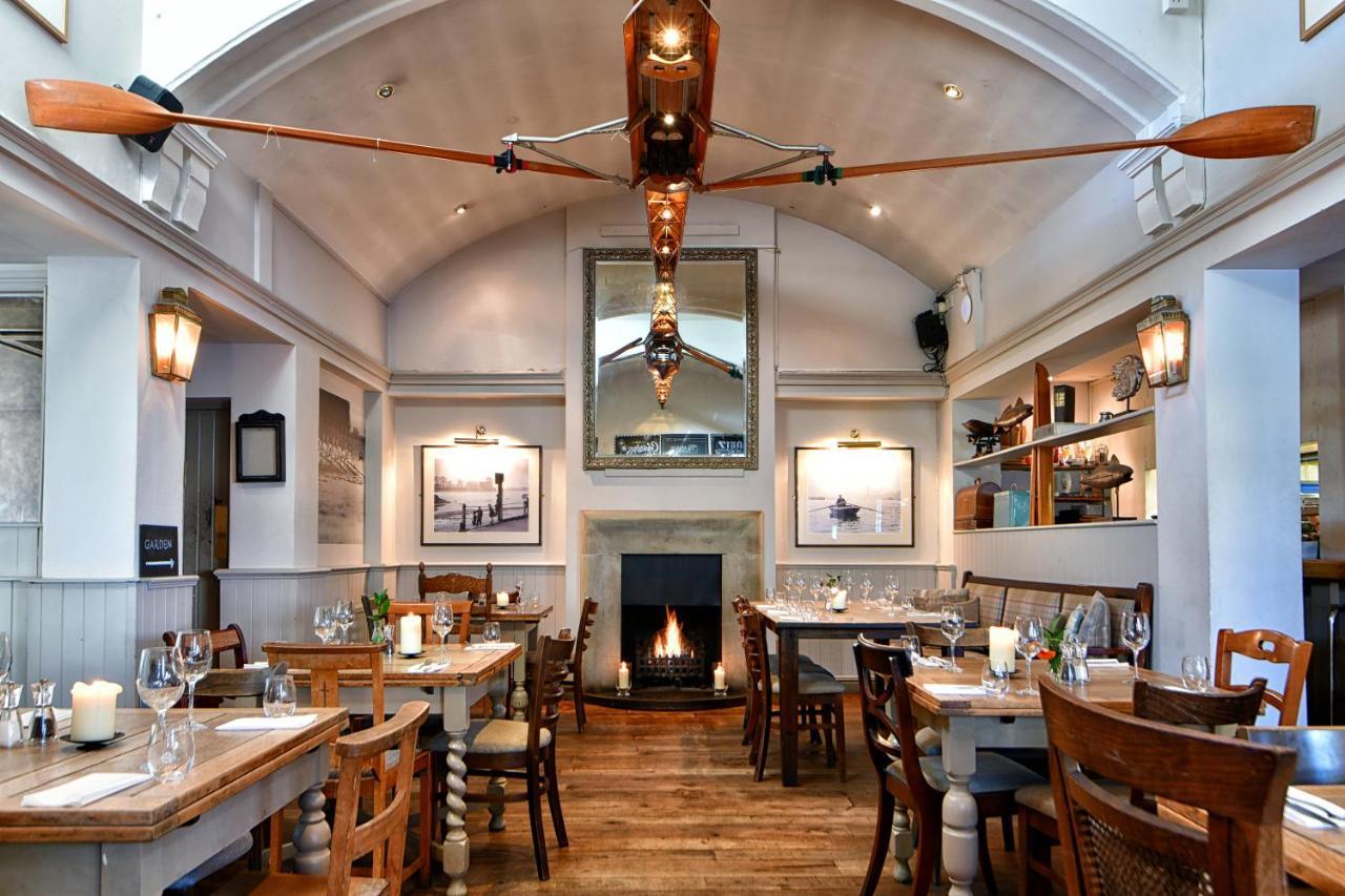 Inn The Bridge Pub & Londres