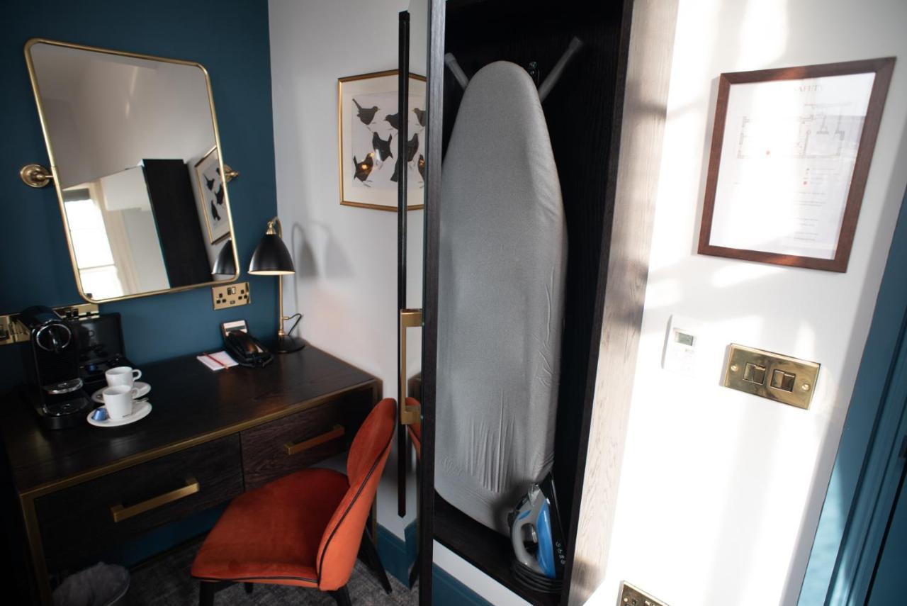 Blackbird Hotel