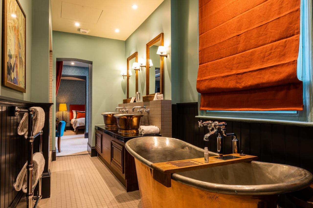 Hotel Fox And Anchor London