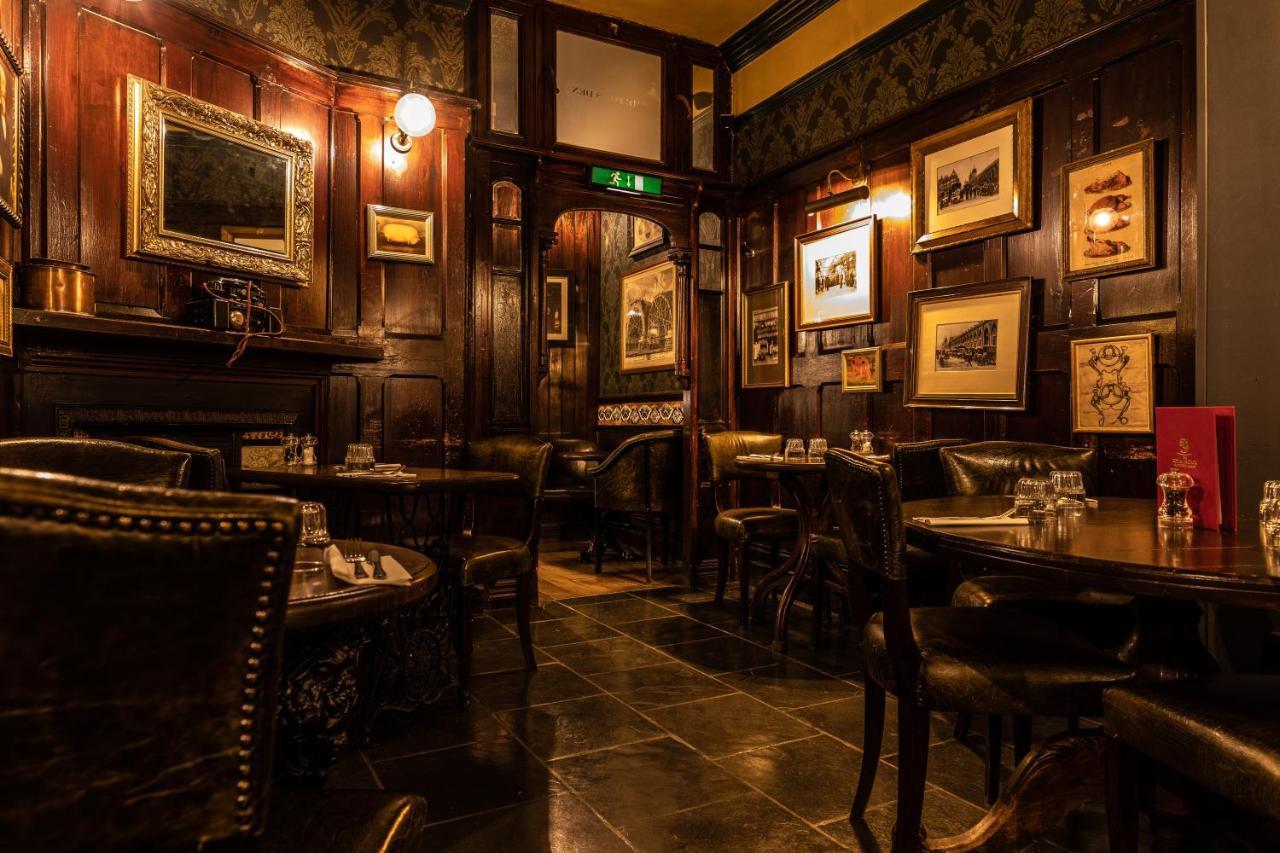 Hotel Fox And Anchor London