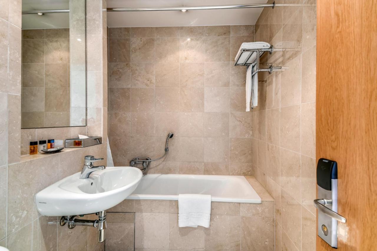 Apartment Circus Canary Wharf London