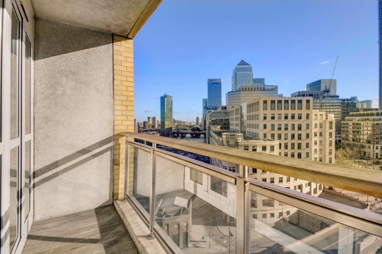 Apartment Circus Canary Wharf