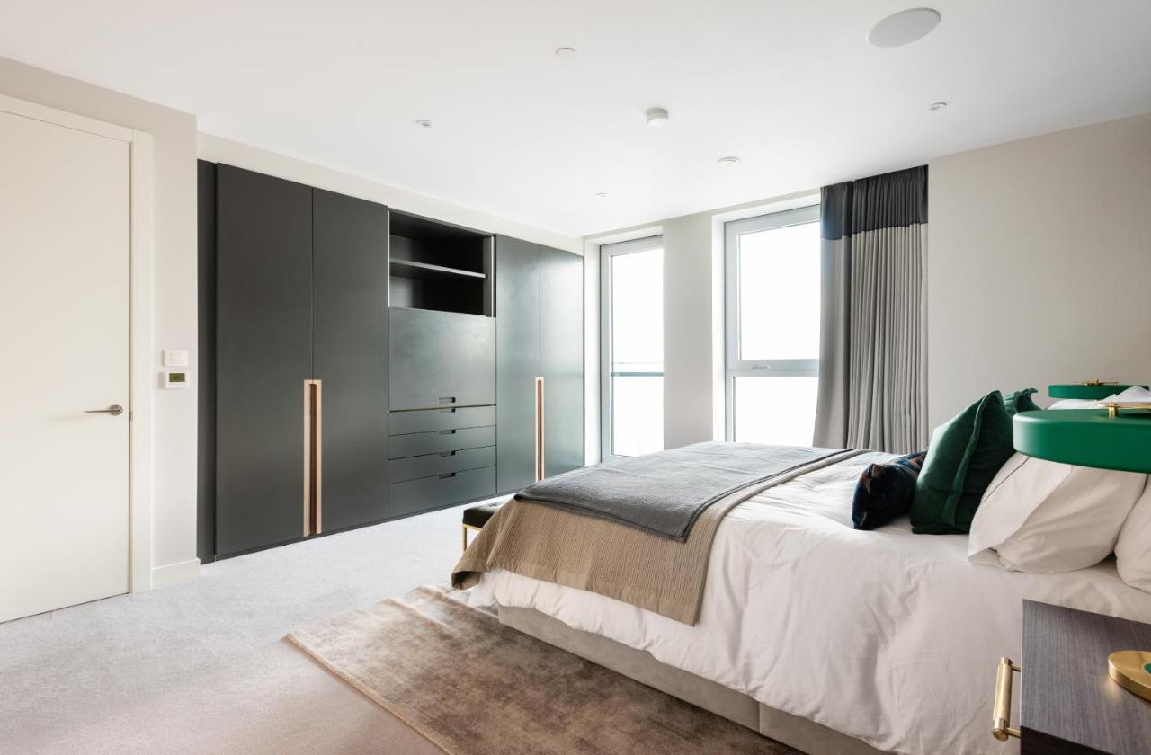 Skyline View Cb Platinum Penthouses Next To Eye * London