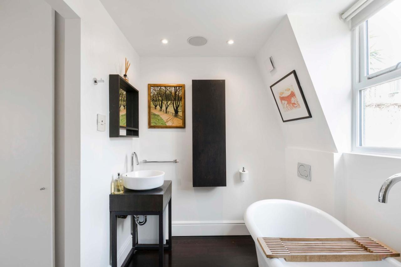 The Museum Apartment By H House