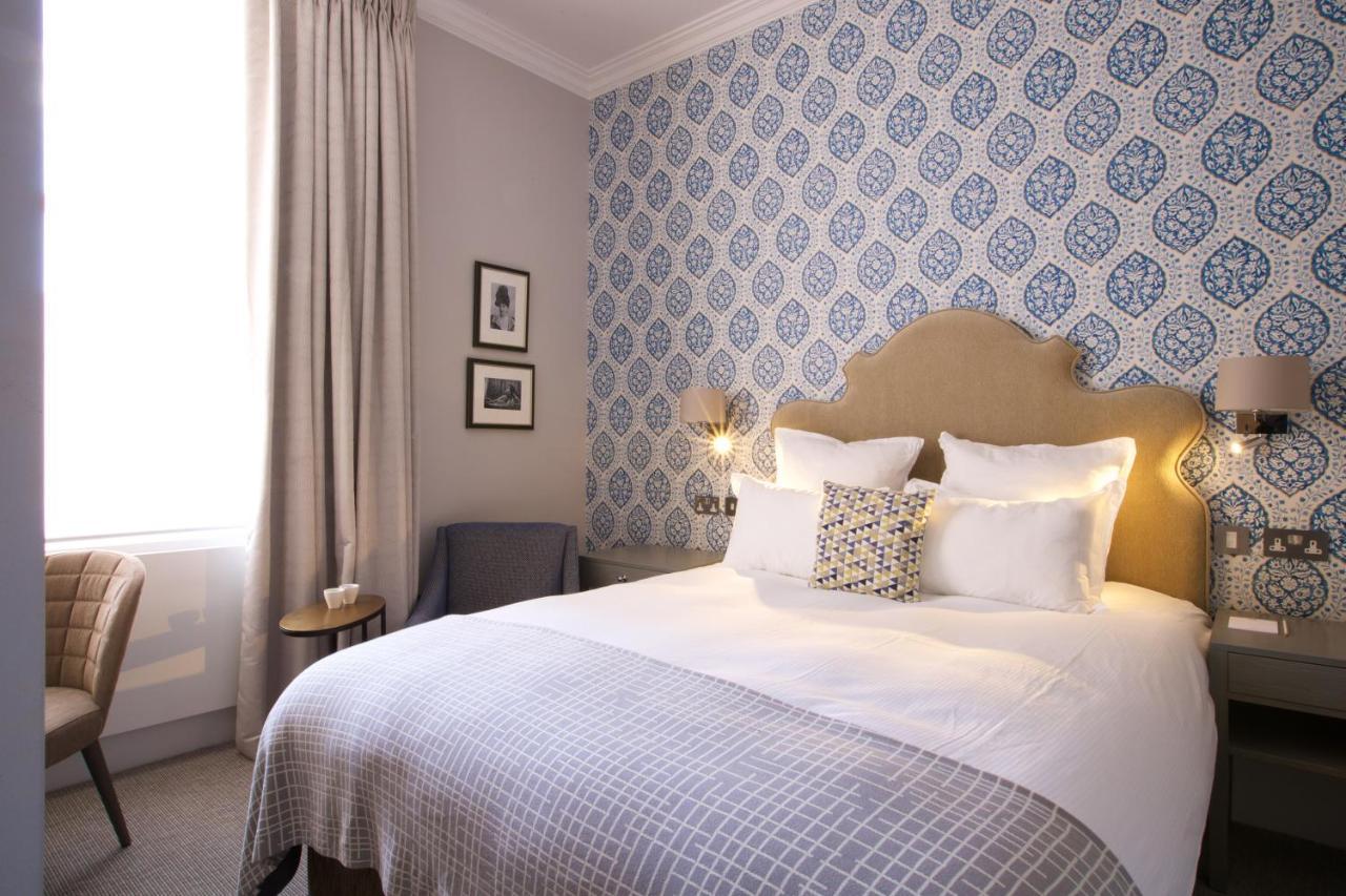 54 Queen's Gate London