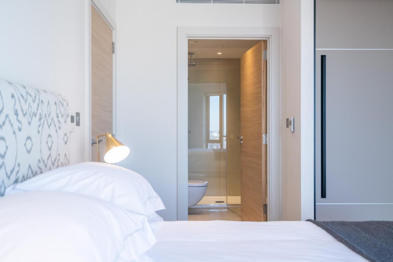 Elegant Victoria Close To Sloane Square By Underthedoormat Apartment *