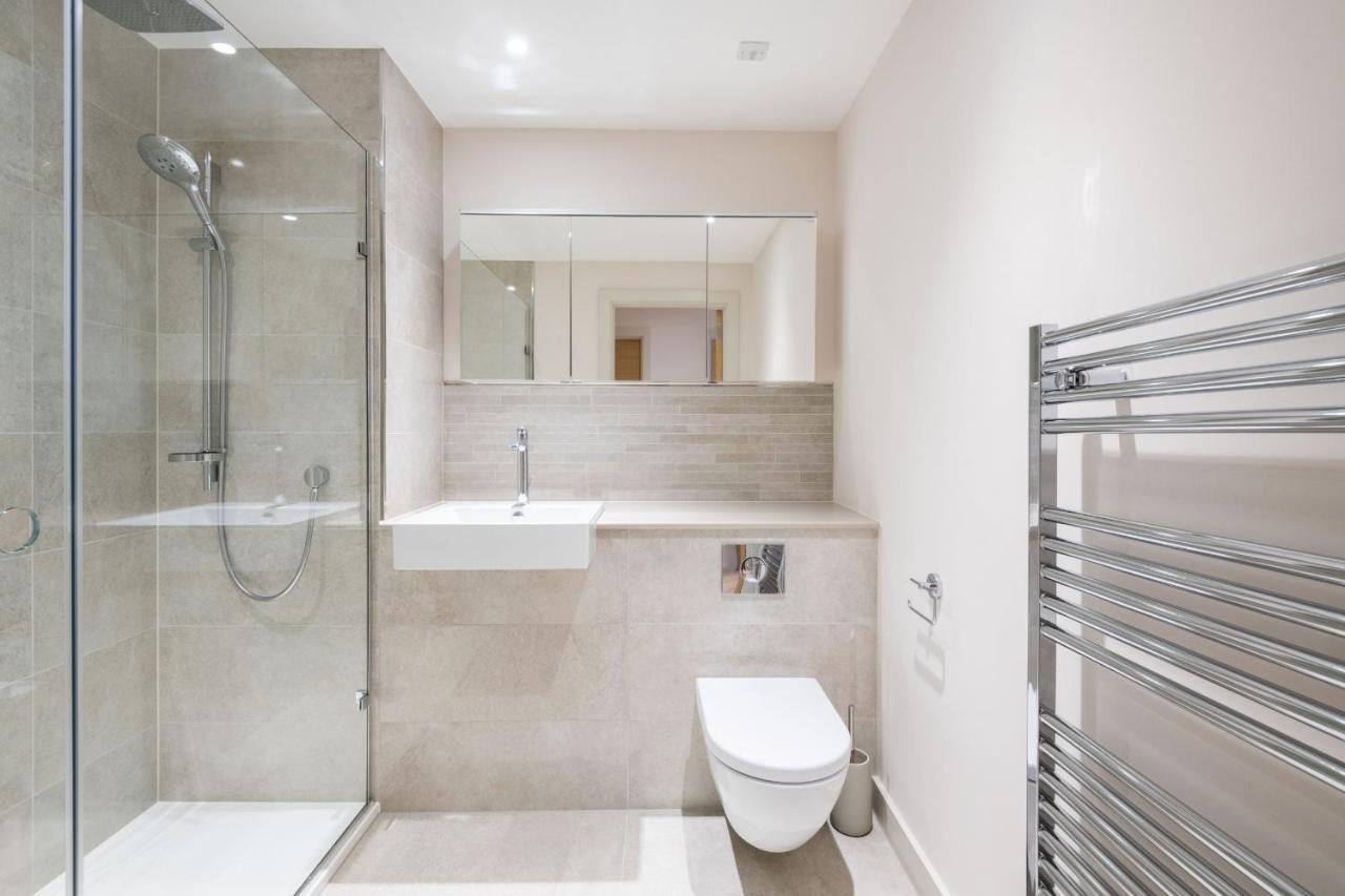 Elegant Victoria Close To Sloane Square By Underthedoormat *