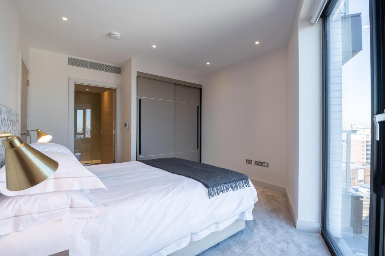 Elegant Victoria Close To Sloane Square By Underthedoormat * London