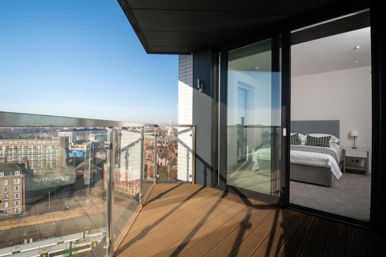 Modern Family Close To Victoria Station By Underthedoormat Appartement Londen