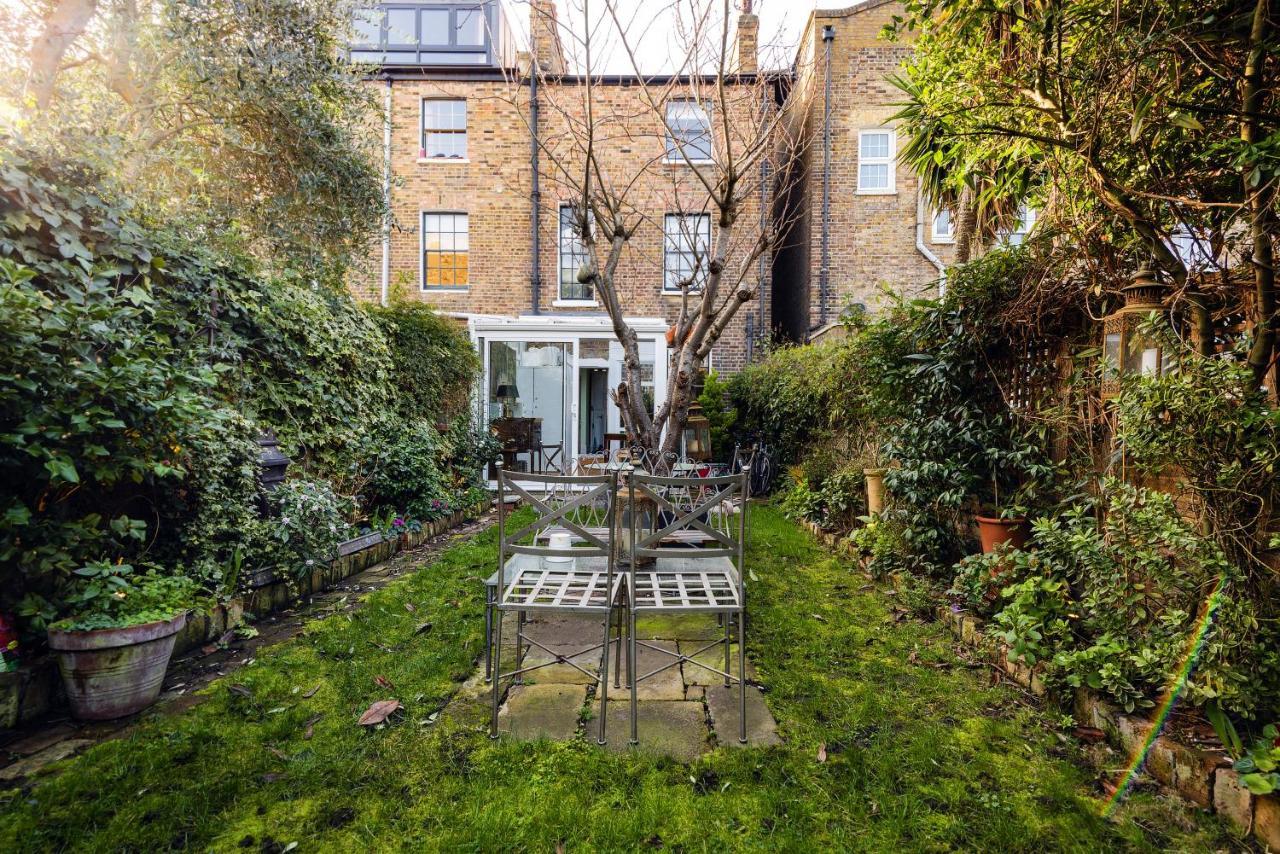 Vintage Hackney Close To Victoria Park Holiday home