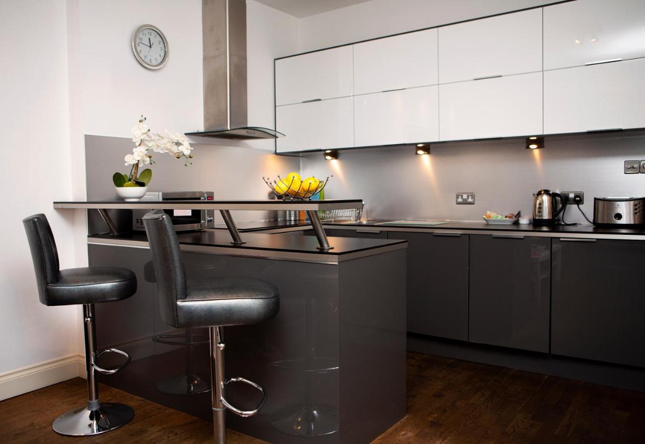 Apartment 1, Trafalgar Square 1st Floor By Indigo Flats *