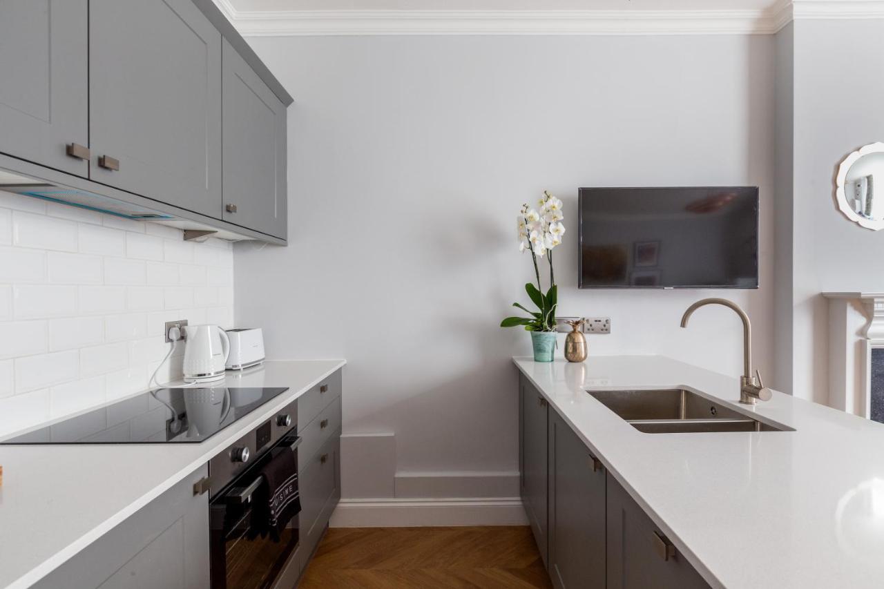 The Lempicka 2 Bedroom Flat And Garden In Notting Hill London