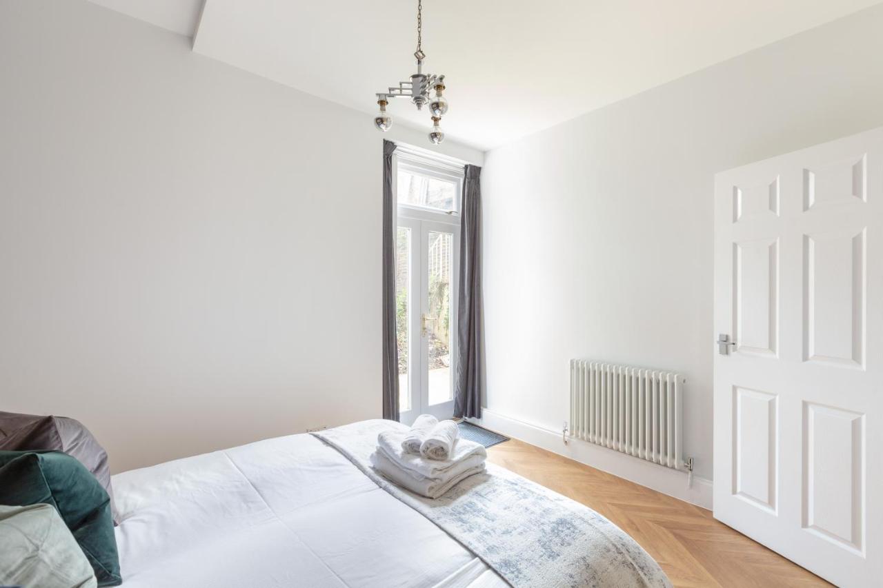 The Lempicka 2 Bedroom Flat And Garden In Notting Hill Apartment
