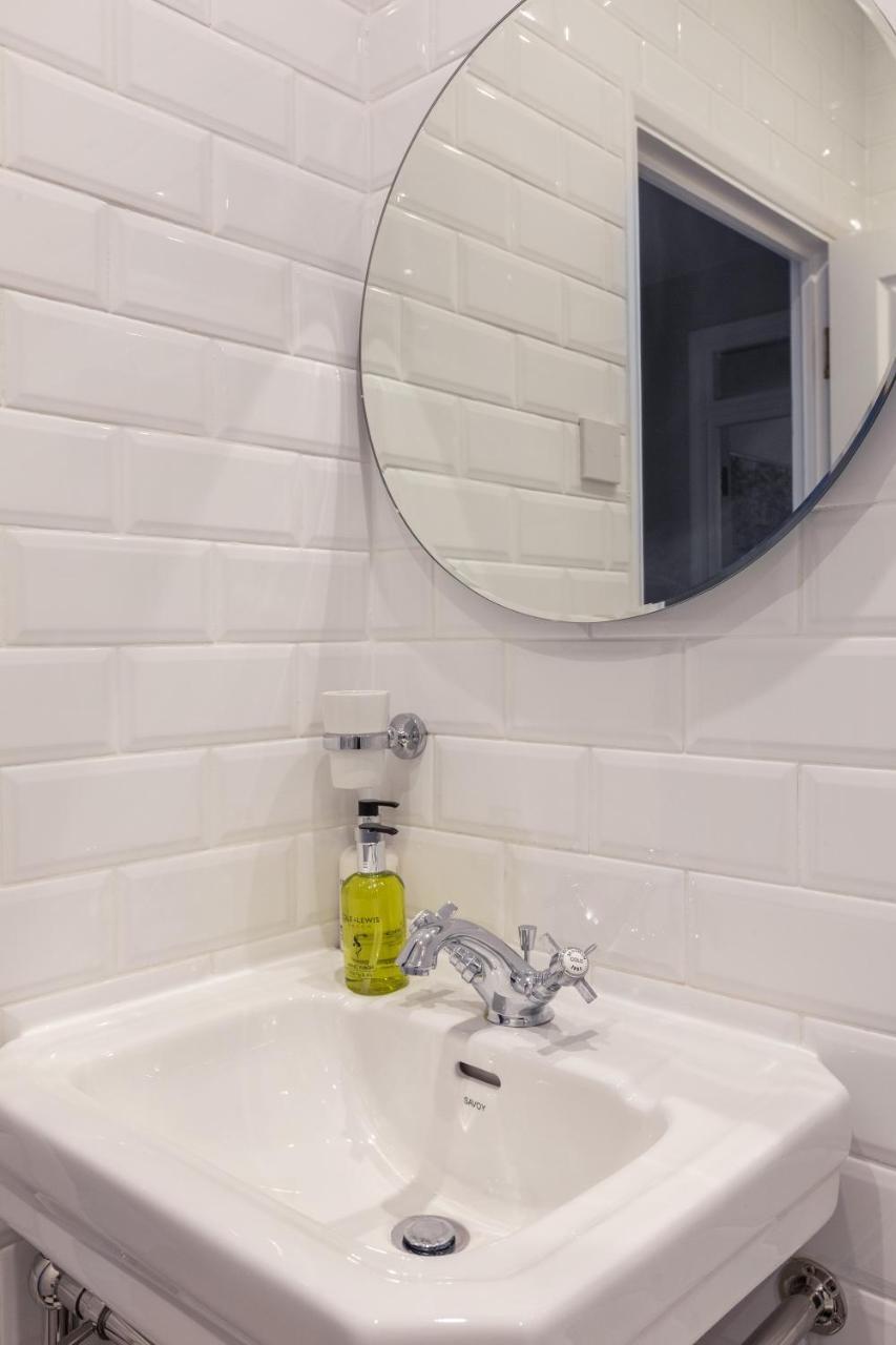 The Lempicka 2 Bedroom Flat And Garden In Notting Hill London