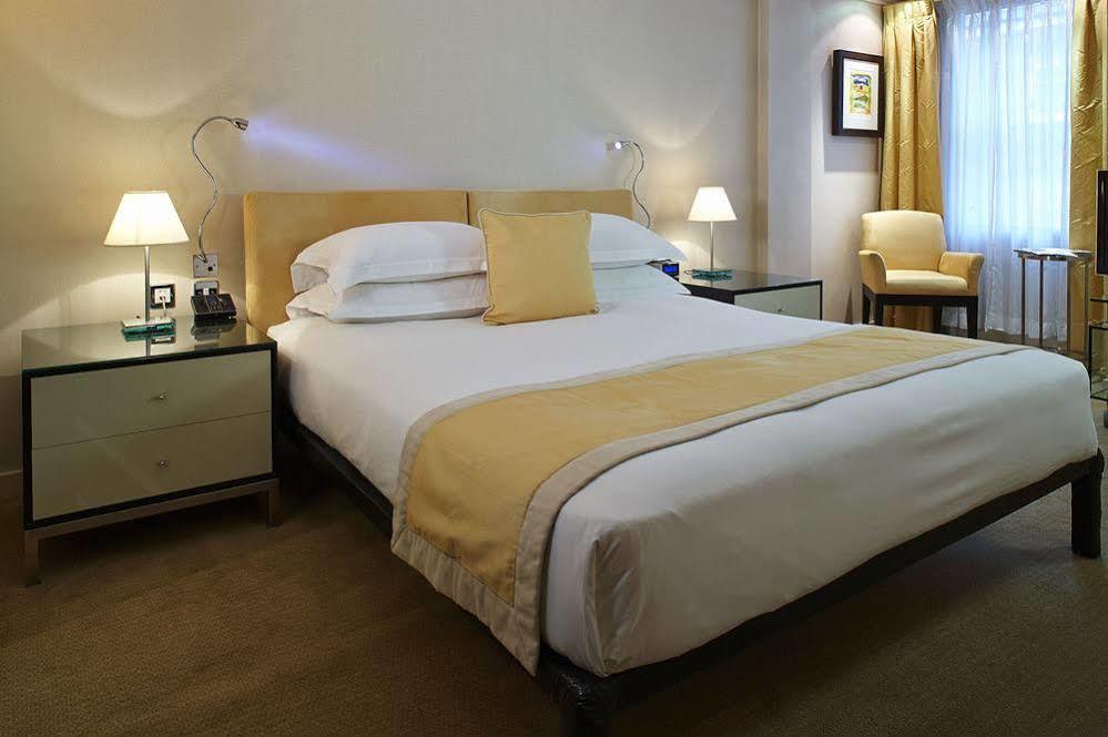 Cheval Phoenix House At Sloane Square 5* Londen