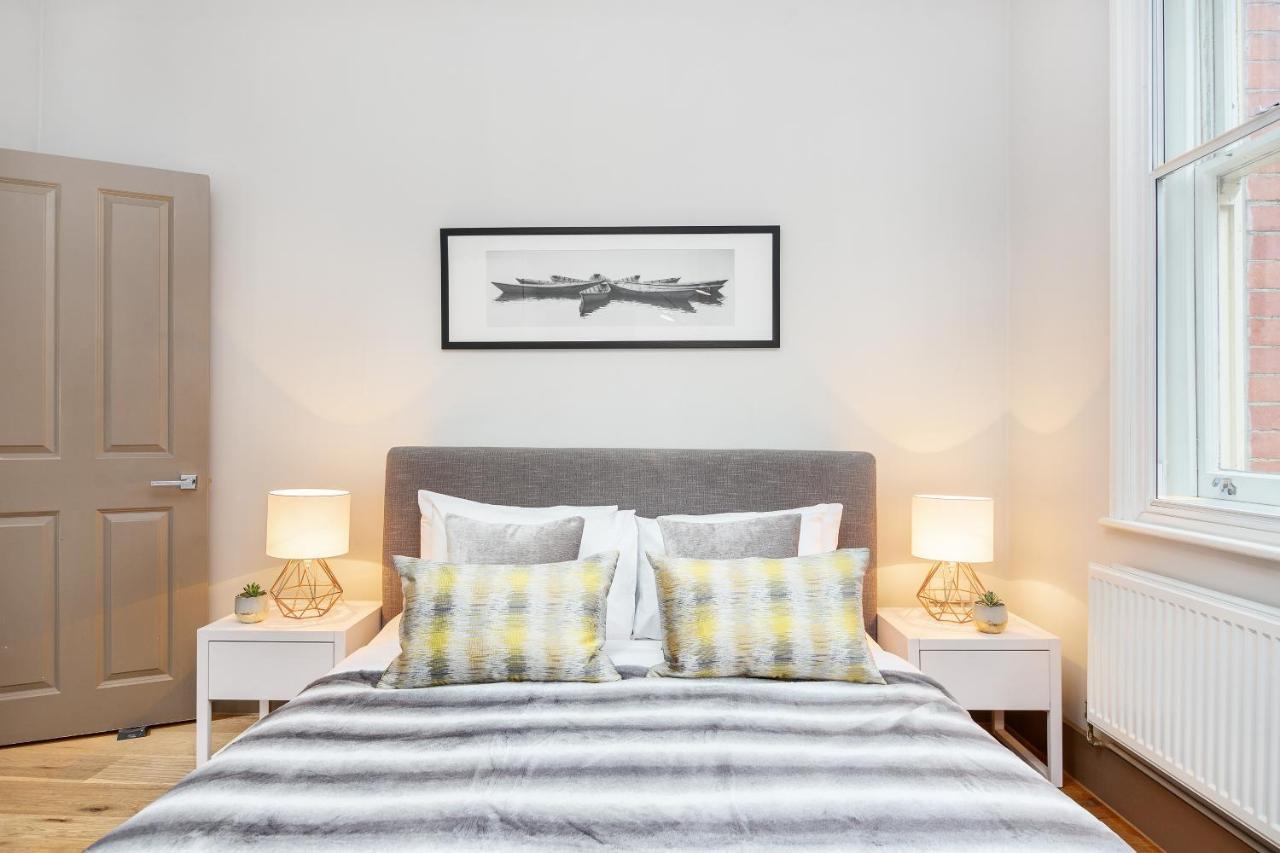 Cleveland Residences By Thesqua.Re Apartment