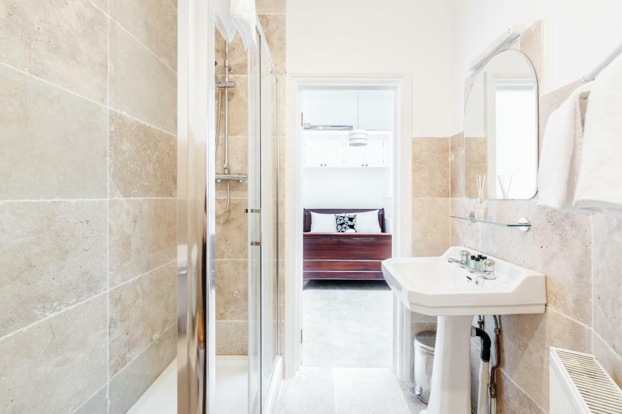 Apartment Clanricarde Gardens *