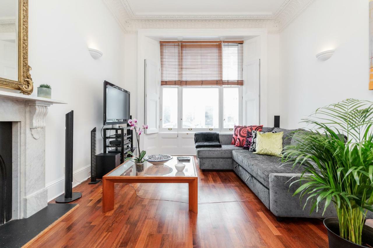 Apartment Clanricarde Gardens London