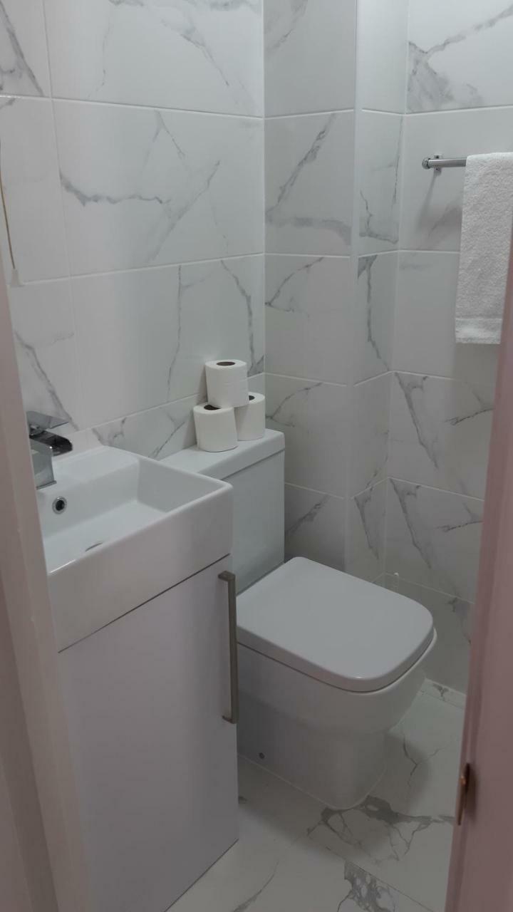 Chiswick Guest house 2*