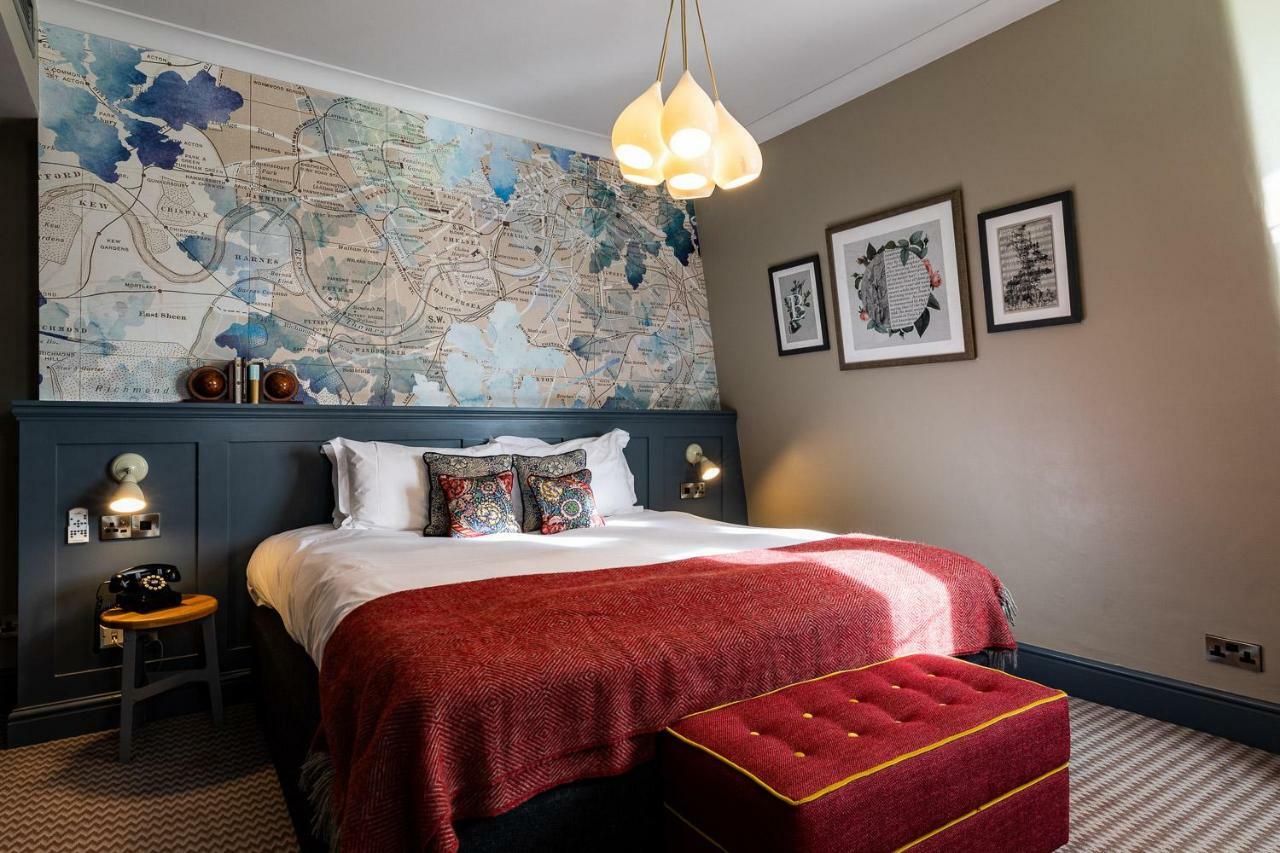 Hotel The Brook 3*
