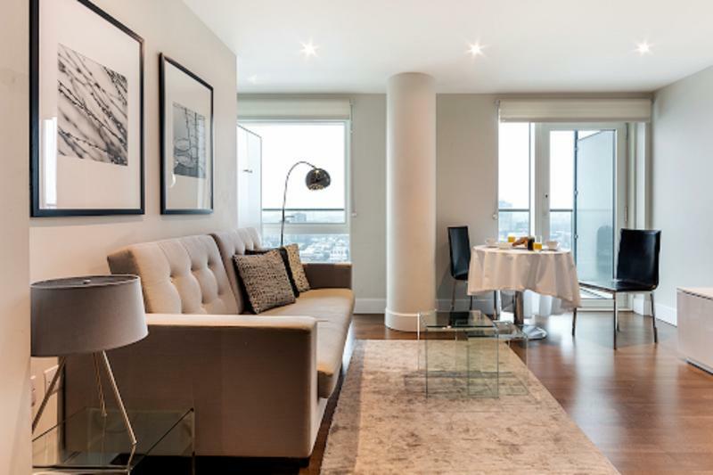 One Commercial Street 5* London