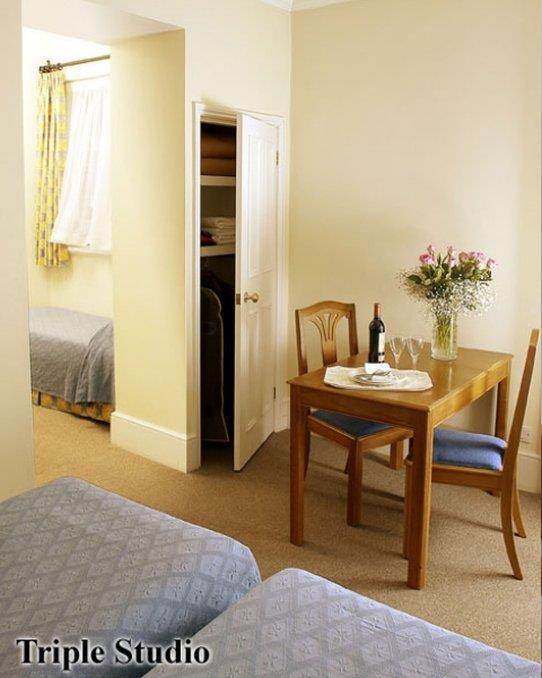 Hotel Astons 3*