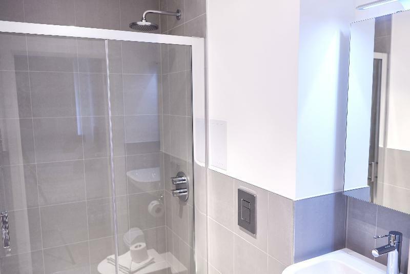 Apartment Access Canada Water London