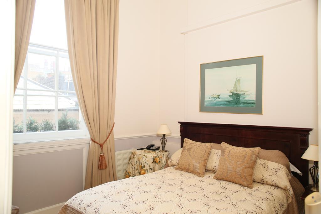 Guest house Lord Milner London