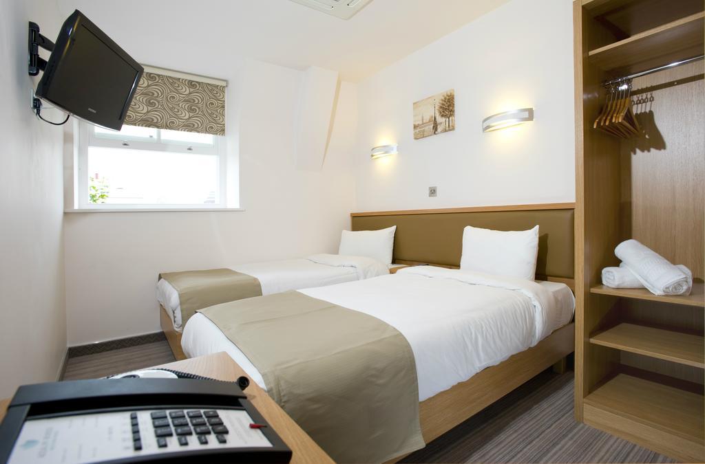 Eden Plaza Kensington 2*