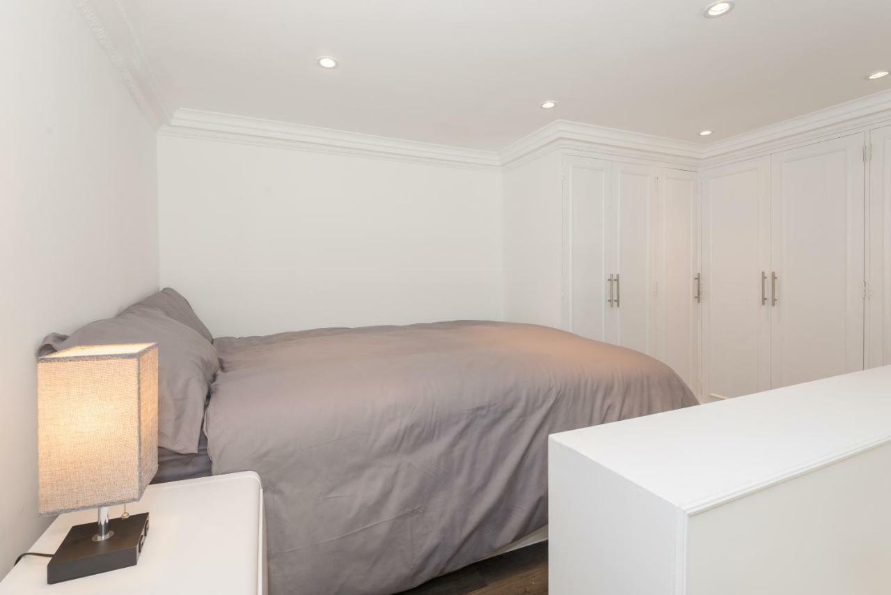 Modern Mezzanine Studio Bayswater * Londres