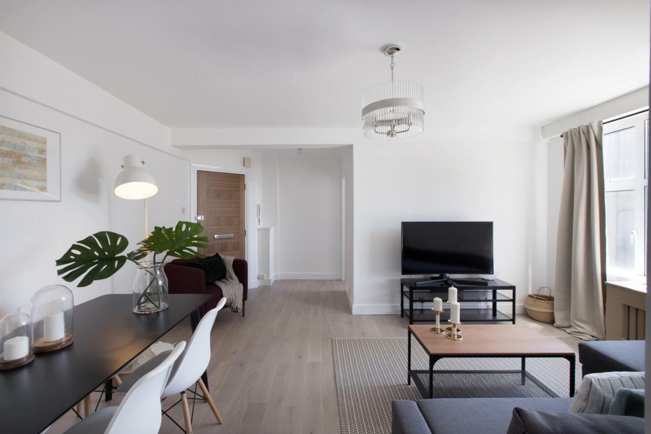 Park West Place By Allo Housing Apartment *