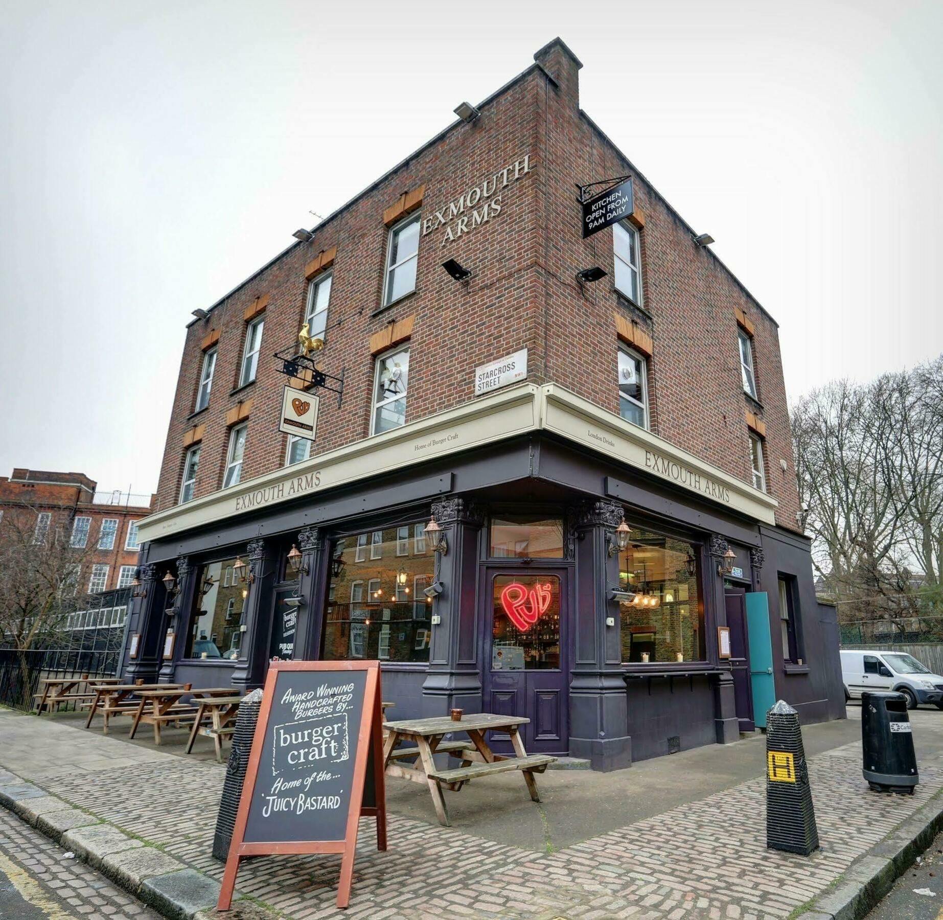 Publove @ The Exmouth Arms, Euston Londen