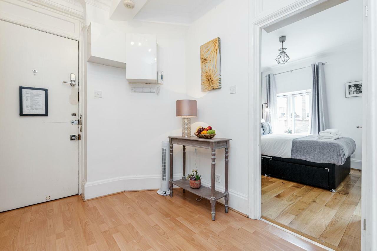 Trendy Covent Garden Apartment London