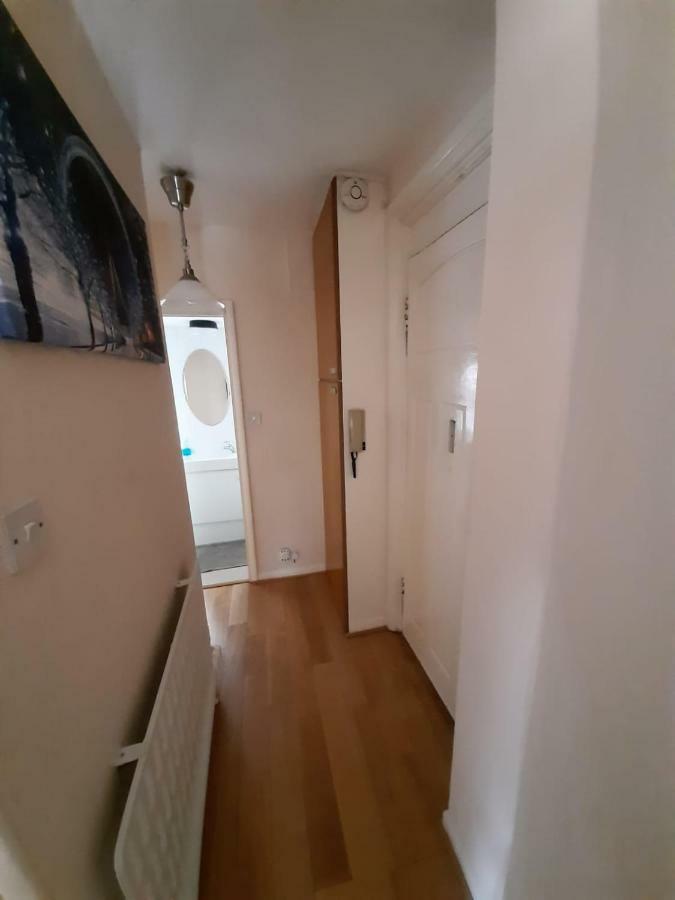 Apartment Unique, Exciting And Yours 2rooms Trafalgar Square London