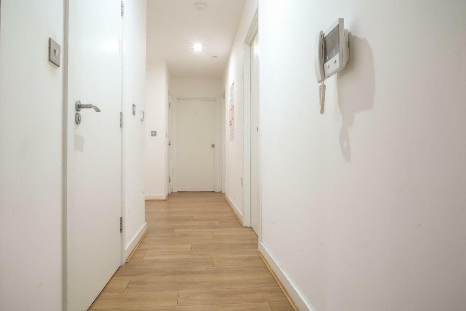 Yeoman Court London