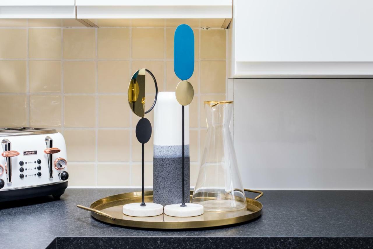 Richardsons Mews By Lime Street Apartment London