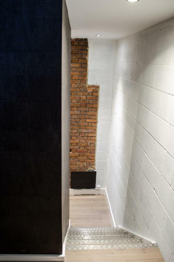 Spacious & Modern 2 Bed At Knightsbridge London