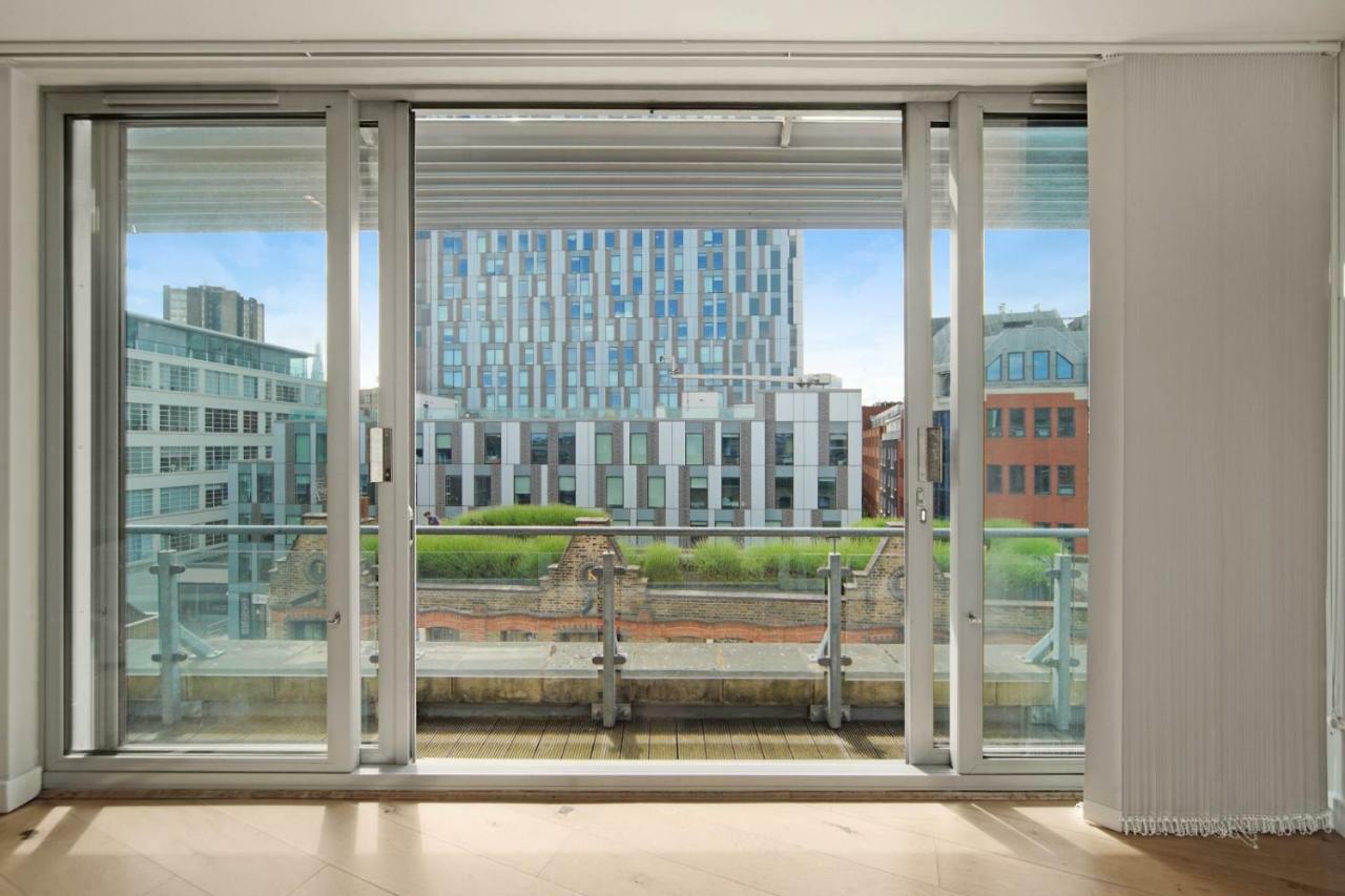 2 Bed Executive Penthouse Near Liverpool Street Free Wifi By Aparts