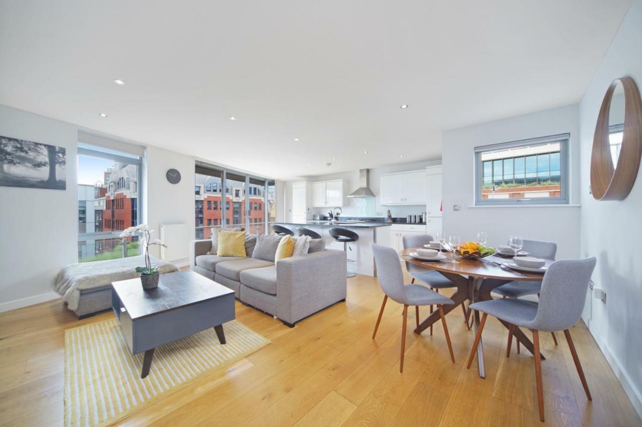 2 Bed Executive Penthouse Near Liverpool Street Free Wifi By Aparts *