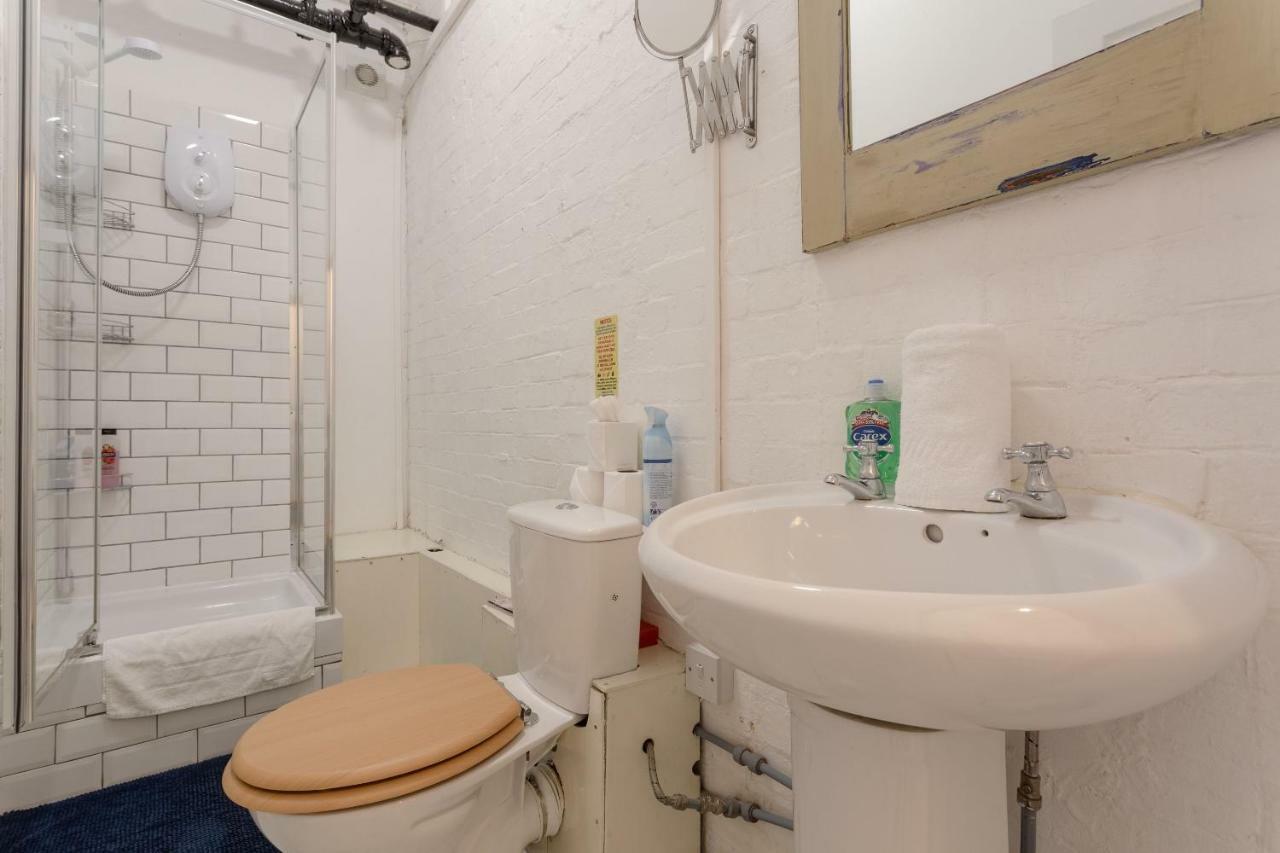 Industrial Open Plan Studio In Hackney Appartement
