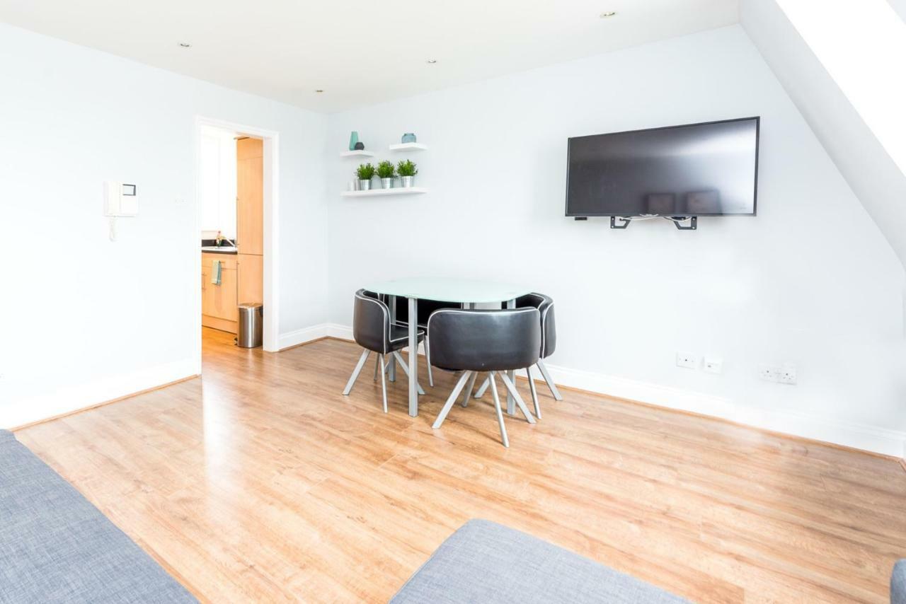 Camden E/apartment London