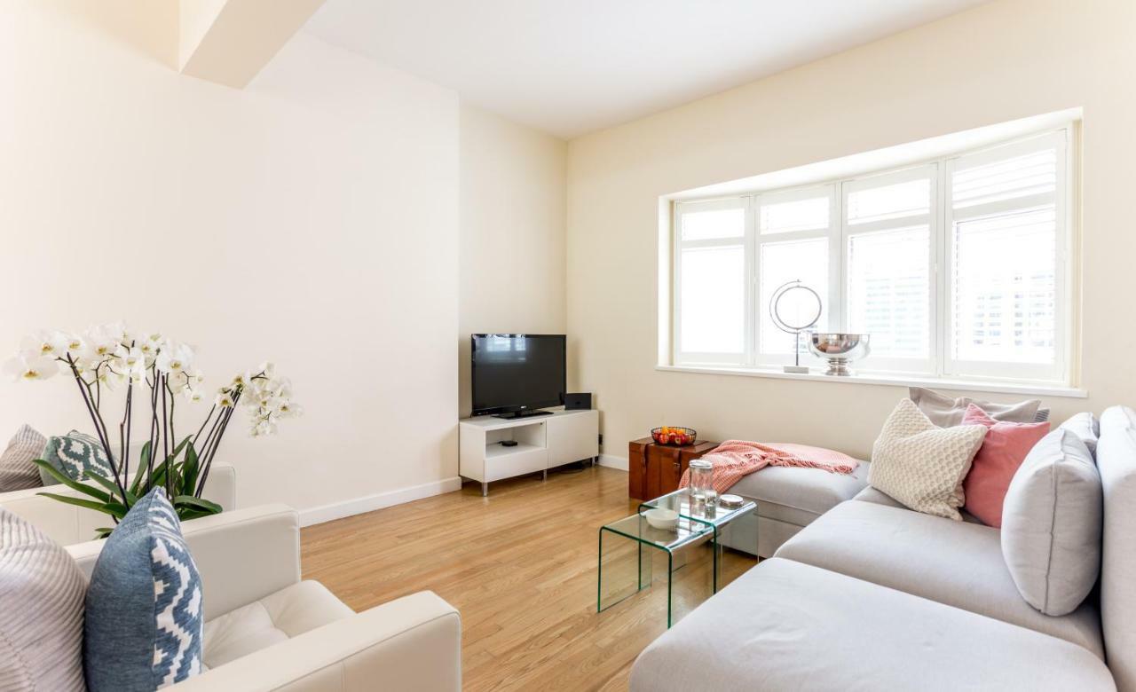 Apartment Logan Mews By Lime Street London