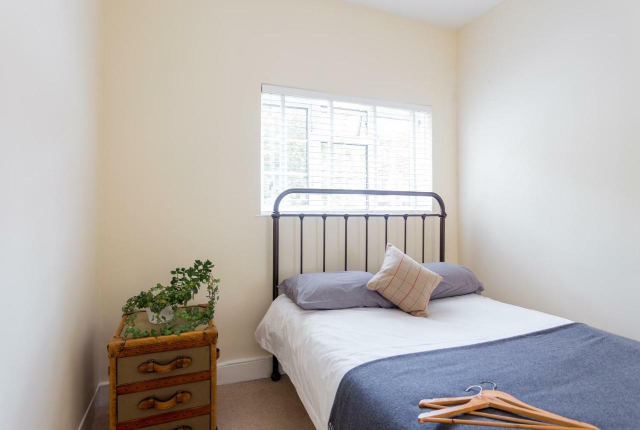 Logan Mews By Lime Street London