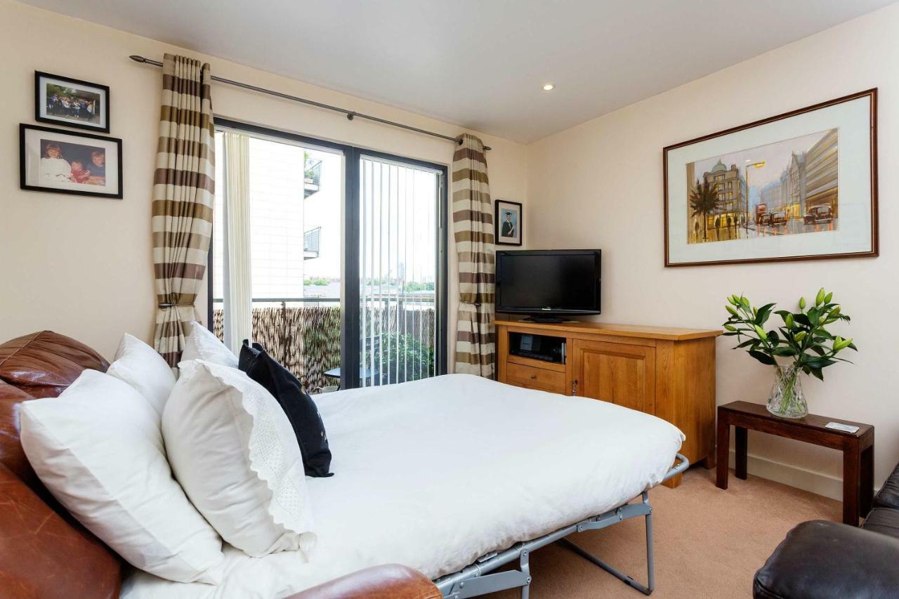 Apartment Veeve - Contemporary By Regent's Canal London