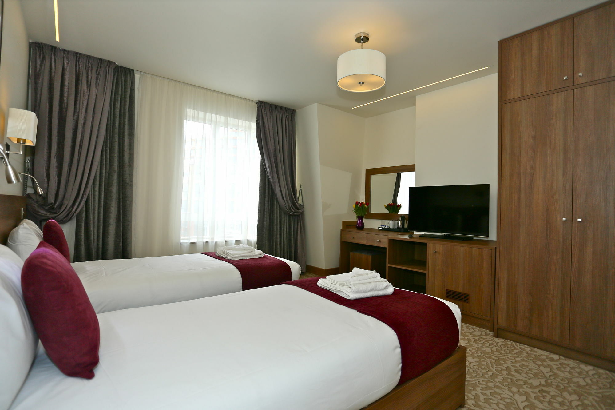 Hotel Kings